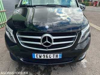 2016-mercedes-benz-v-class-48952866