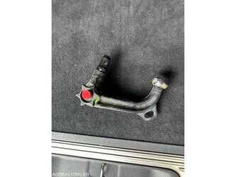 2016-mercedes-benz-v-class-48952870