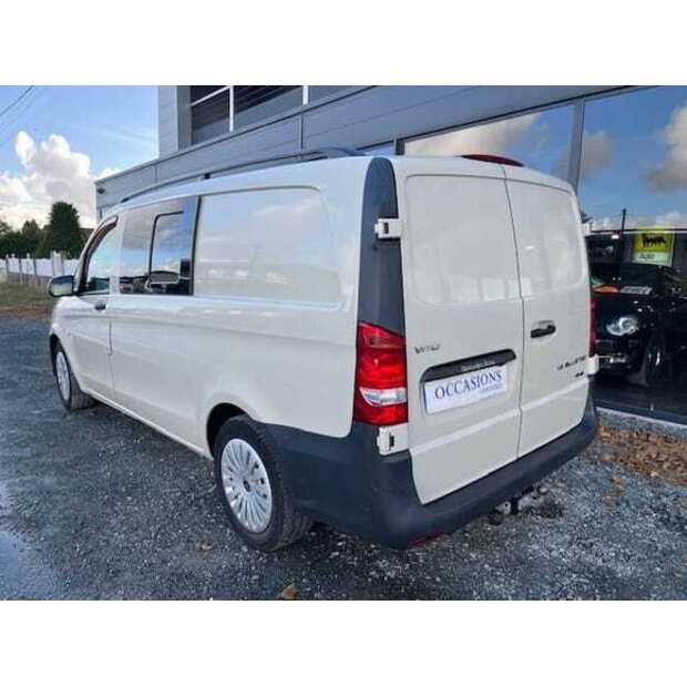 مرسيدس بنز Vito-48952892