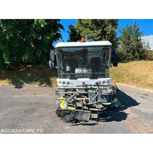 2010 MATHIEU RAVO COMPACT 545-48953125