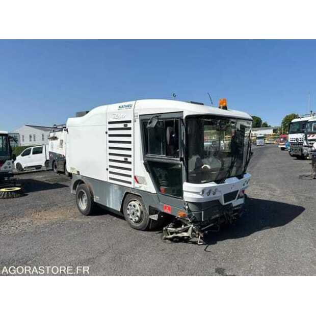 2009 MATHIEU RAVO 560 S-48953299