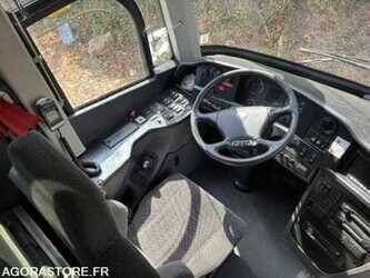 2016-scania-touring-1483492-48953385