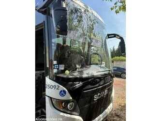 2016-scania-touring-1483492-48953393