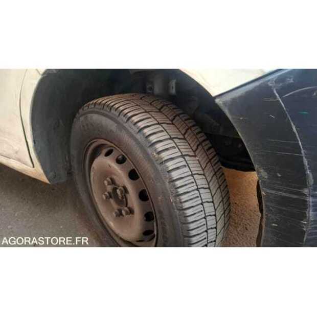 2013 Renault Master-48953477
