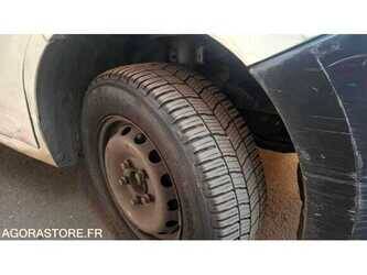2013-renault-master-1483494-48953477