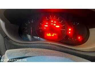 2013-renault-master-1483494-48953480