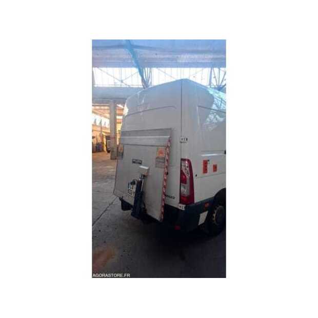 2013 Renault Master-48953482