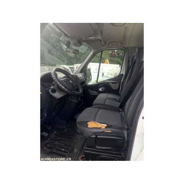 2012 Renault Master-48953515