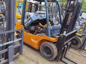 2018-toyota-fd30-1161374-48954476