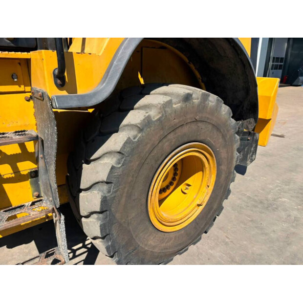 2017 كاتربيلر 962M-48954970