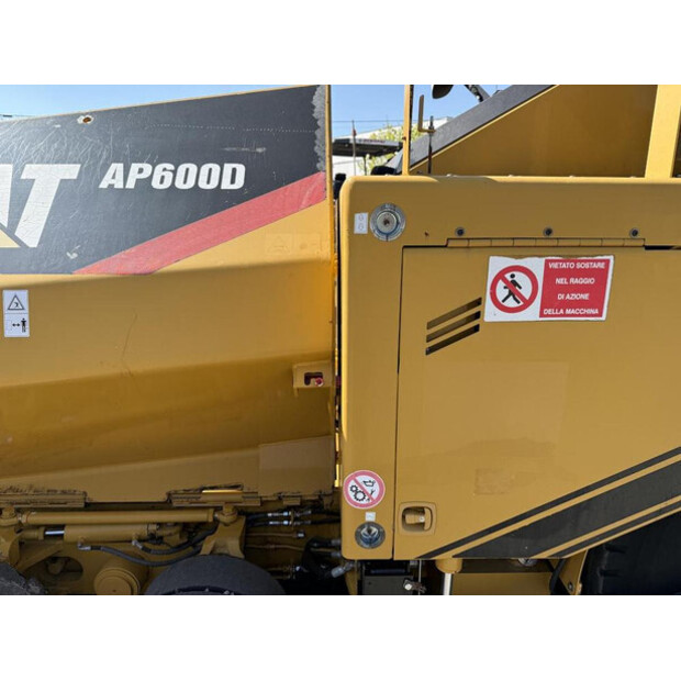 2010 كاتربيلر AP 600D-48958358
