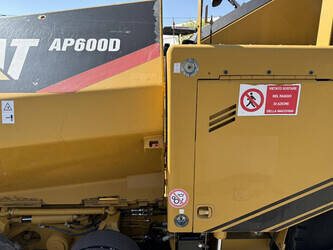 2010-caterpillar-ap-600d-1483566-48958358