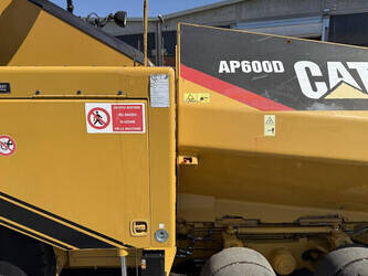 2010-caterpillar-ap-600d-1483566-48958364