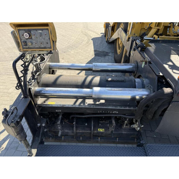 2010 كاتربيلر AP 600D-48958379