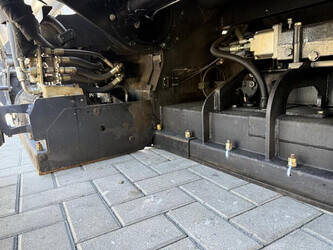 2010-caterpillar-ap-600d-1483566-48958380