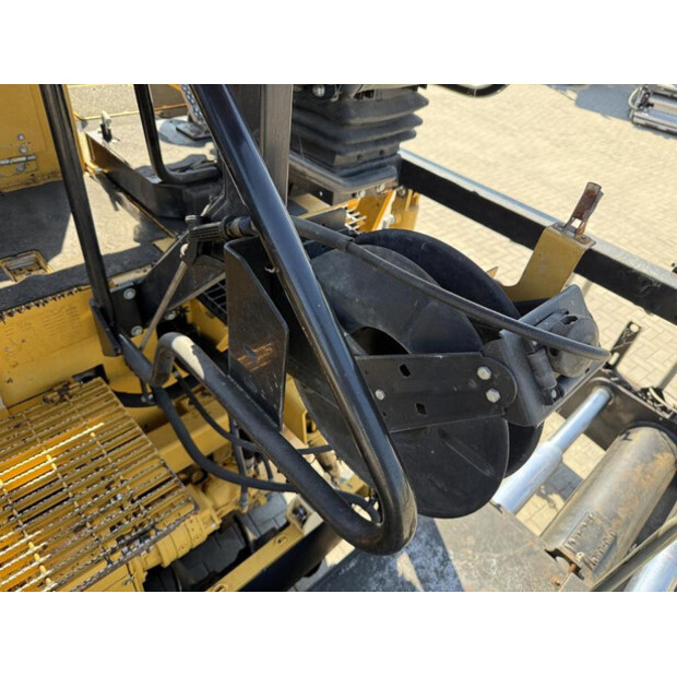 2010 كاتربيلر AP 600D-48958405