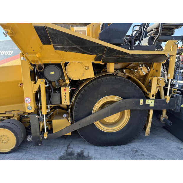 2010 كاتربيلر AP 600D-48958411