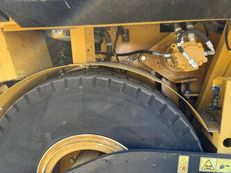 2010-caterpillar-ap-600d-1483566-48958414