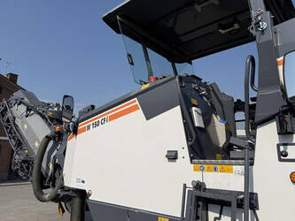 2021-wirtgen-w150cfi-48958495