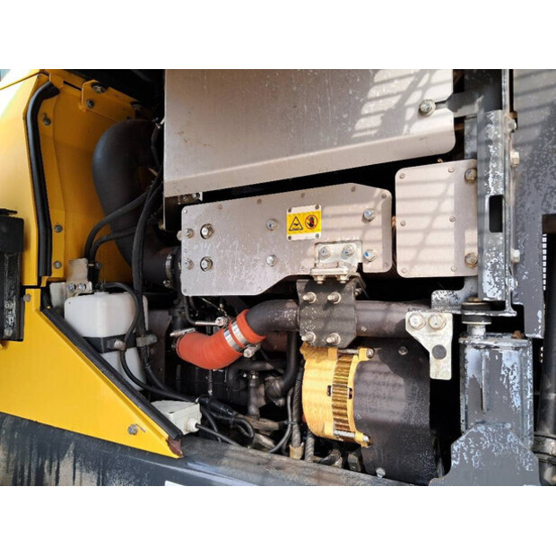 2019 Komatsu WA320-8-48958697