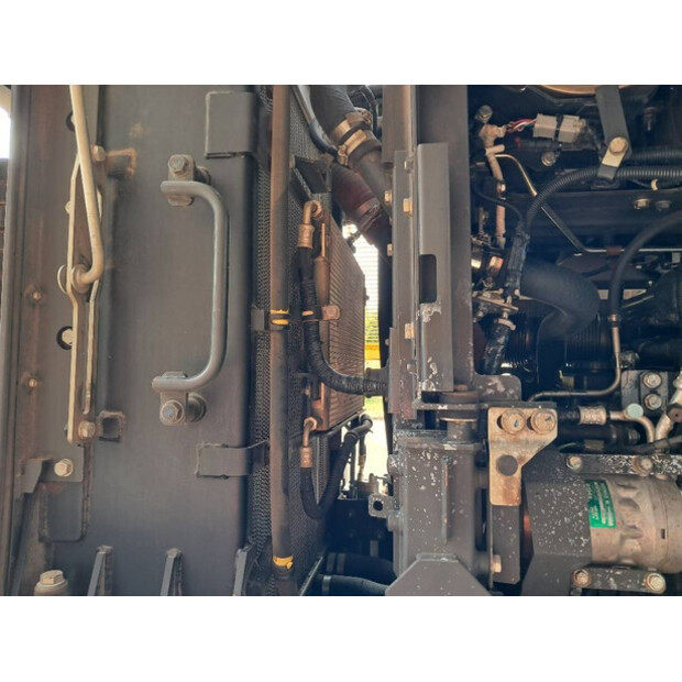 2019 Komatsu WA320-8-48958701