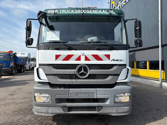 2011-mercedes-benz-axor-1829-1483593-48959153