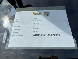 2011-mercedes-benz-axor-1829-1483593-48959179