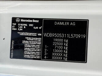 2011-mercedes-benz-axor-1829-1483593-48959180