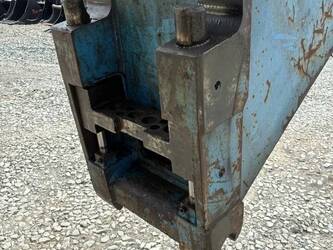 2005-fuchs-350-48959812