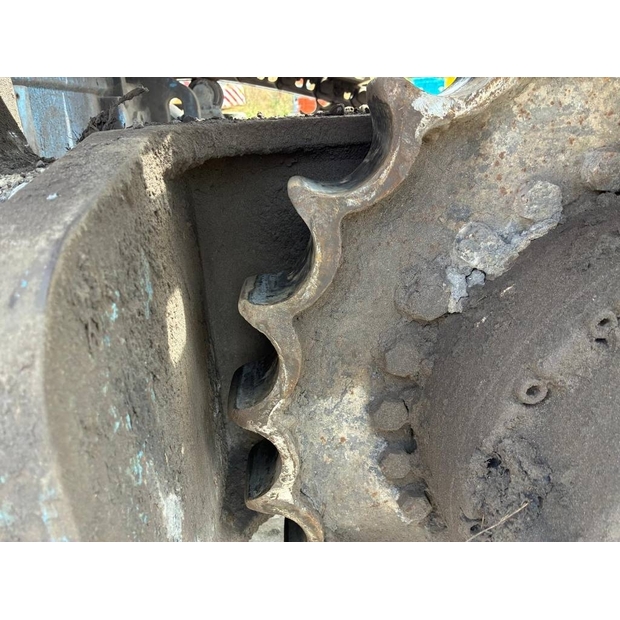 2005 FUCHS 350-48959813