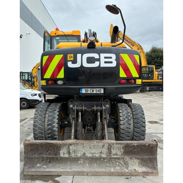 2018 JCB-48959843