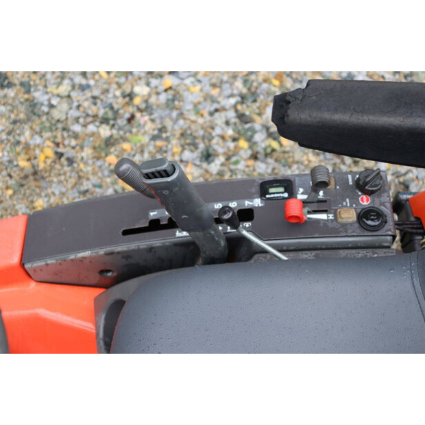 2014 Husqvarna R422TS-48961812