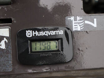 2014-husqvarna-r422ts-48961815