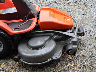 2014-husqvarna-r422ts-48961819