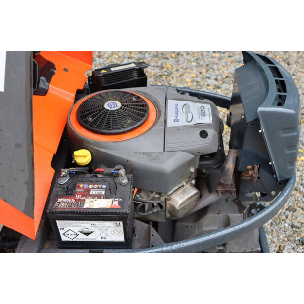 2014 Husqvarna R422TS-48961820