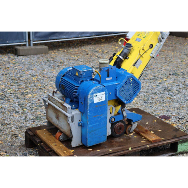 2009 أخرى SH-48961833