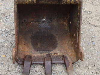 komatsu-pc03-1483675-48961938