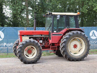 صورة ل تراكتورات زراعية انترناشونال harvester co 955 AF