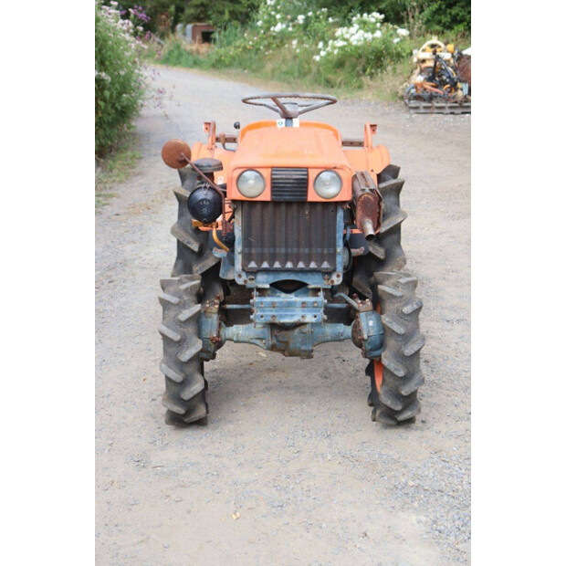 كوبوتا B7000-48962347