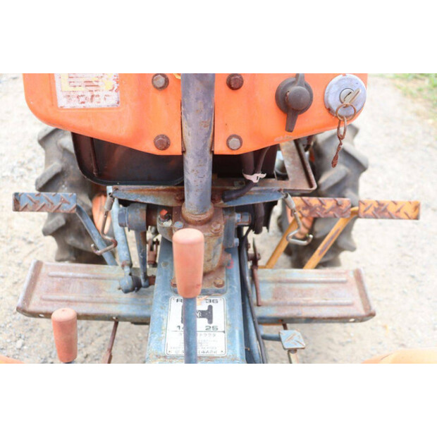 كوبوتا B7000-48962362