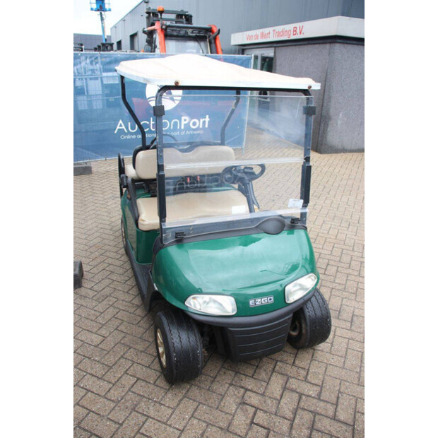 2019 EZ-GO RXV-48963537