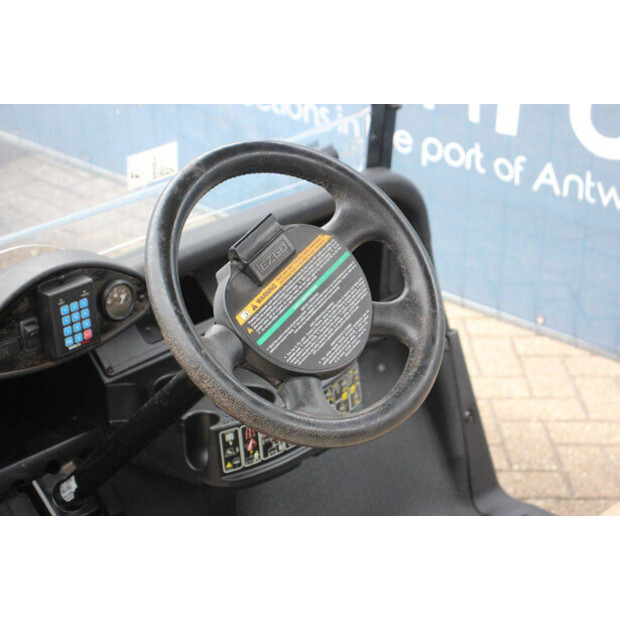 2019 EZ-GO RXV-48963549