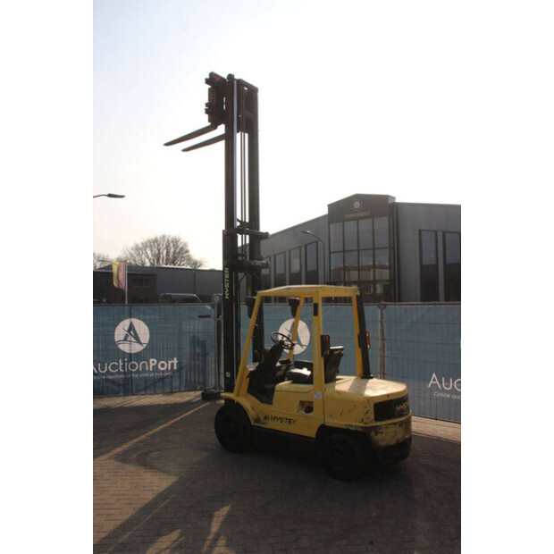 2004 Hyster H3.00XM-48963835
