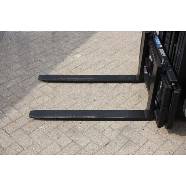 2013 MITSUBISHI FG25N-48963944