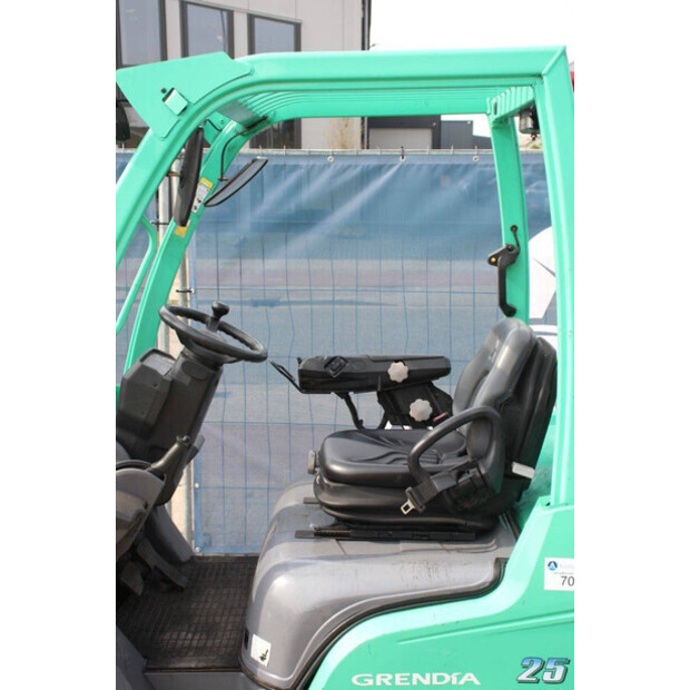 2013 MITSUBISHI FG25N-48963954