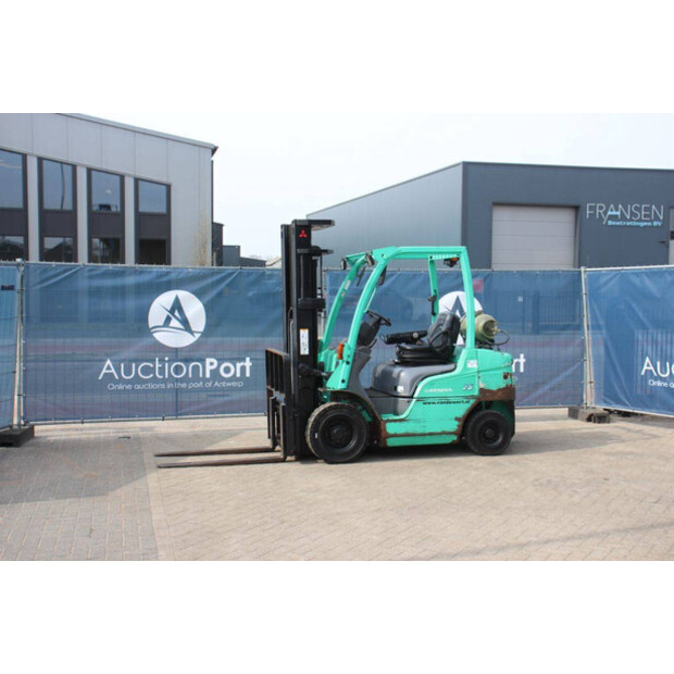2012 MITSUBISHI FG25N-48963967
