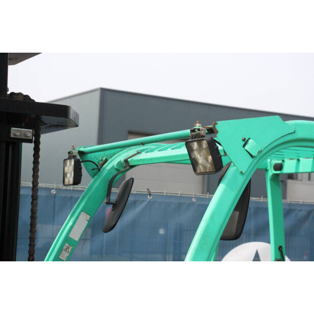 2012 MITSUBISHI FG25N-48963979