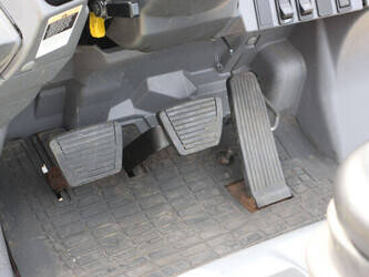 2012-mitsubishi-fg25n-1483744-48963989
