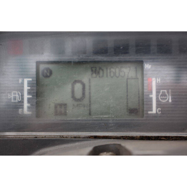 2012 MITSUBISHI FG25N-48963995