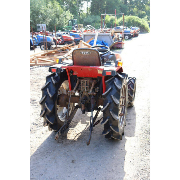 YANMAR F-200-48964268